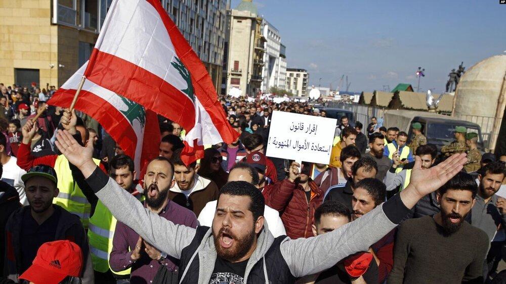 رسانه لبنانی: تظاهرکنندگان درصدد ورود به کاخ ریاست جمهوری لبنان هستند