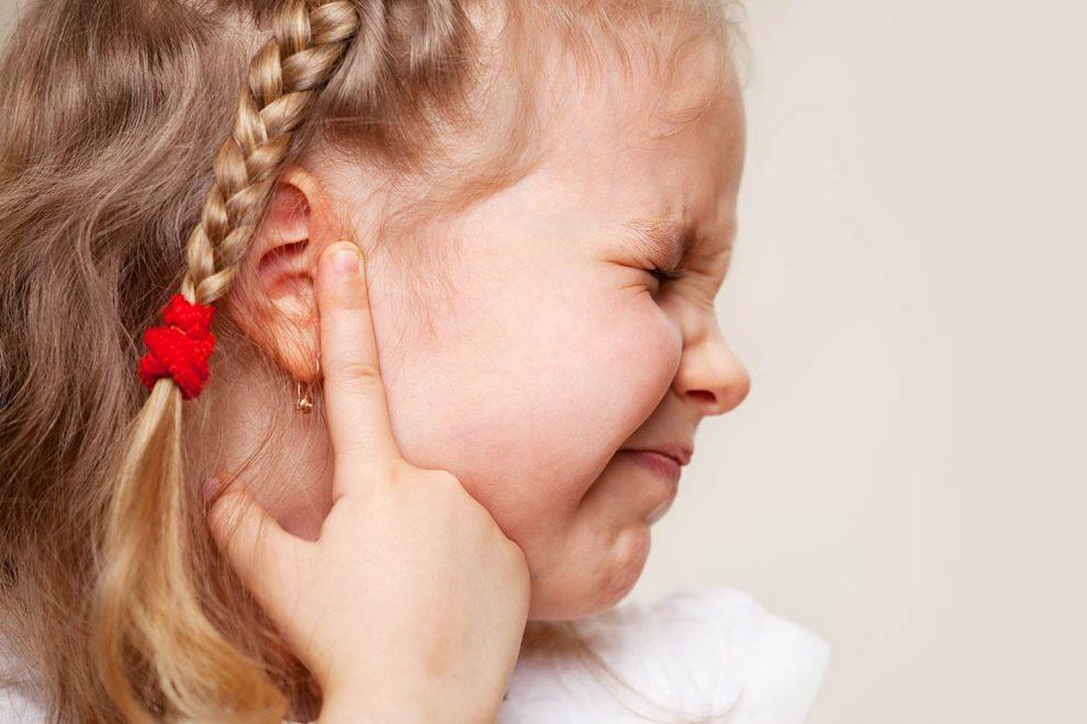 واکس گوش چه زمانی باعث عفونت می گردد؟