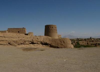 نارین قلعه ؛ یادگاری باستانی در شهر میبد